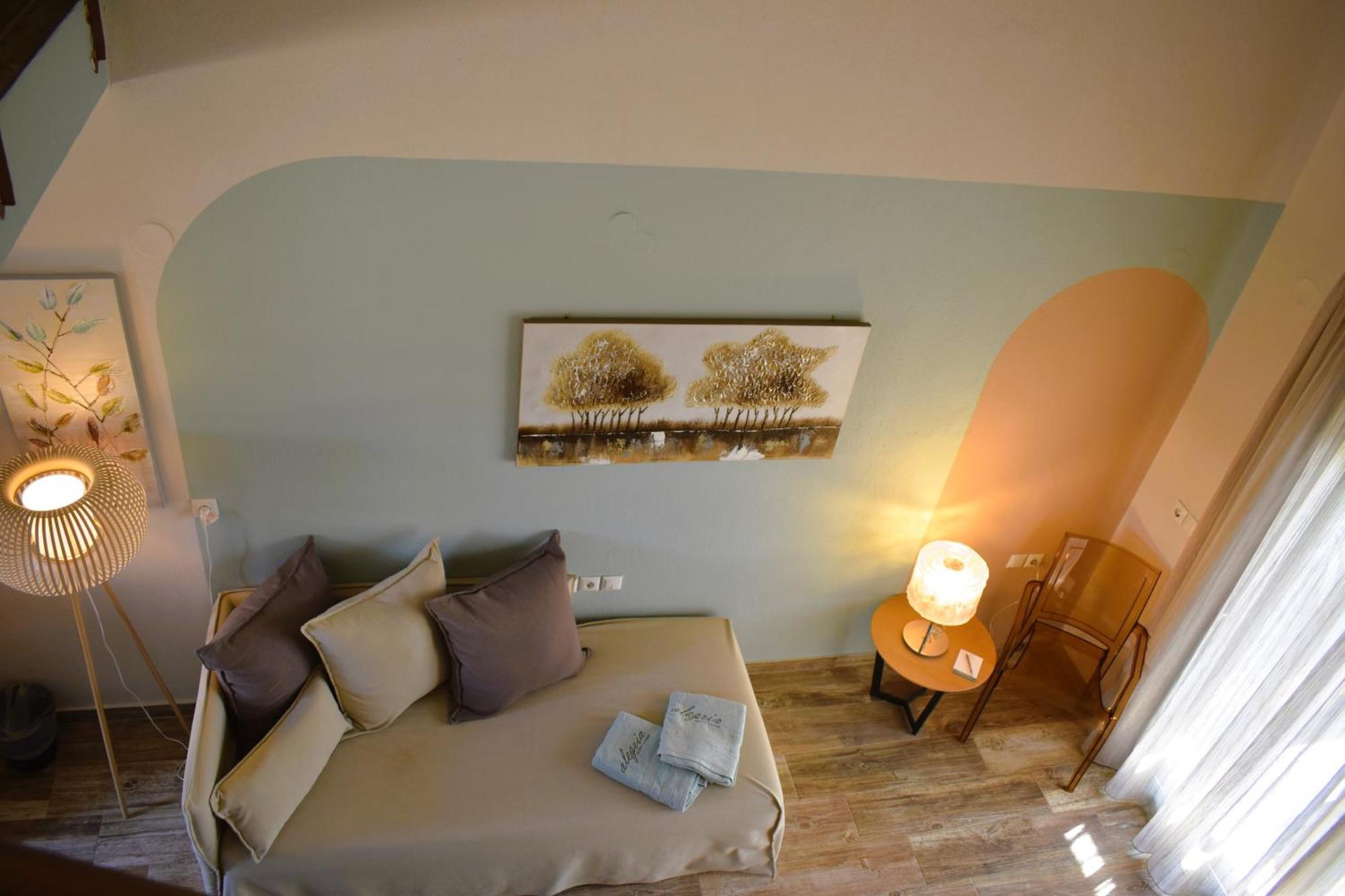 Alegria Suites Nikiti  Exteriér fotografie
