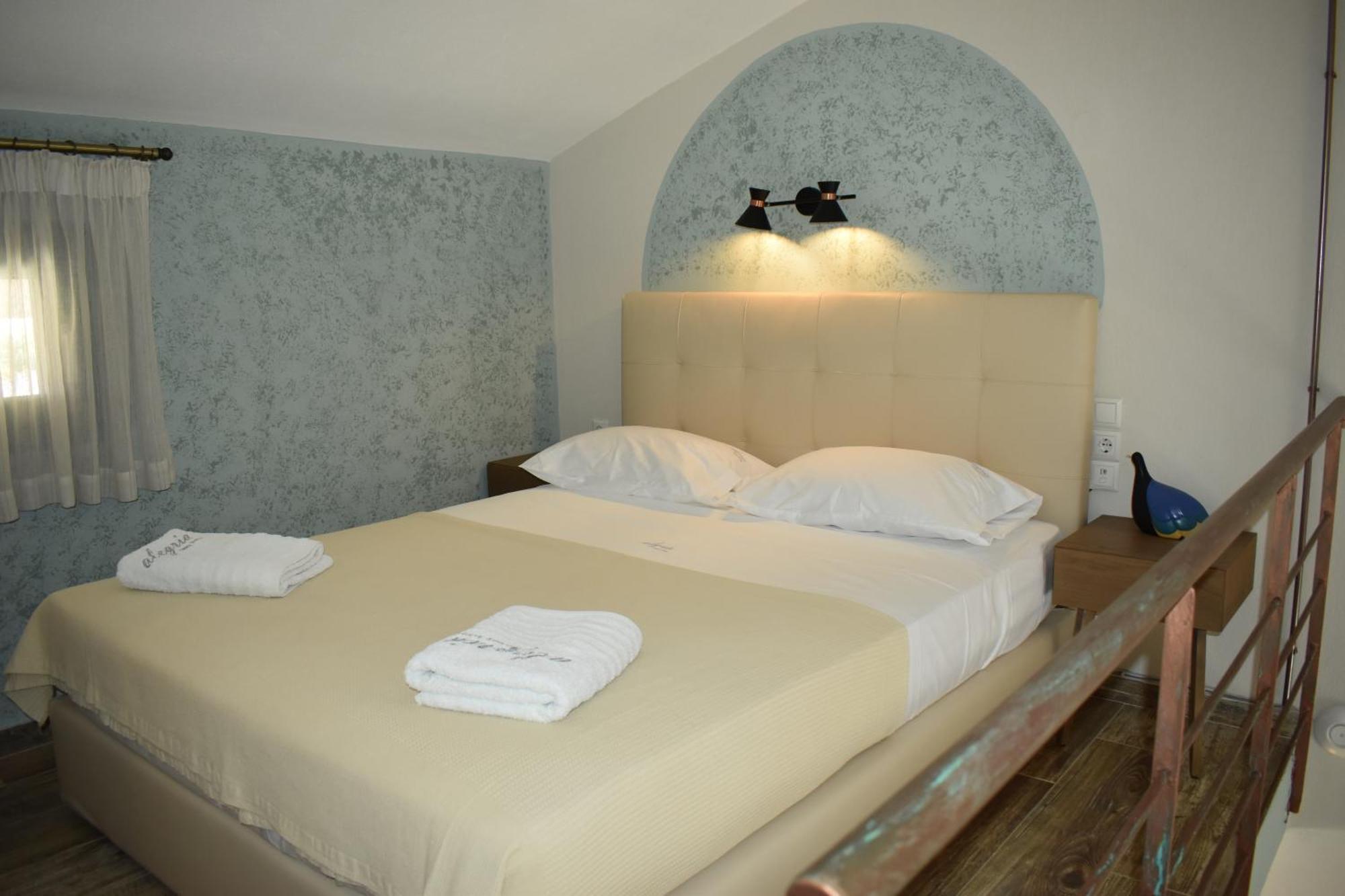 Alegria Suites Nikiti  Exteriér fotografie