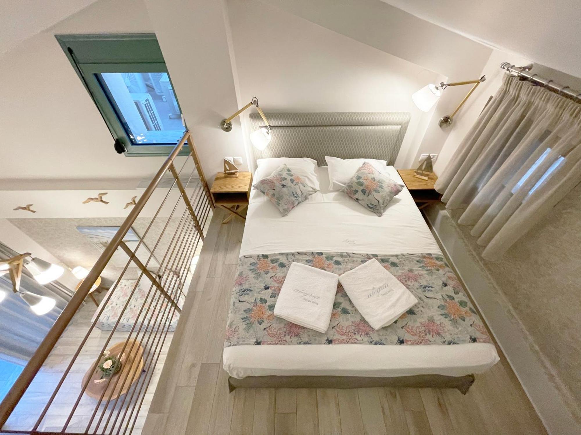 Alegria Suites Nikiti  Exteriér fotografie