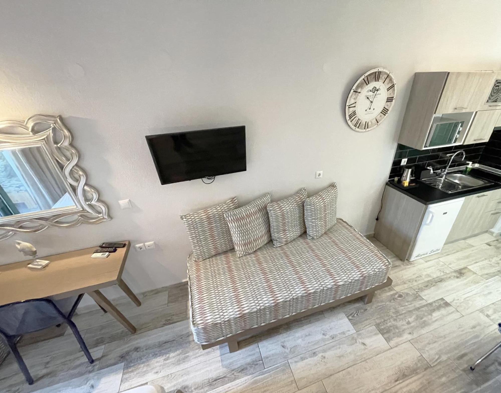 Alegria Suites Nikiti  Exteriér fotografie